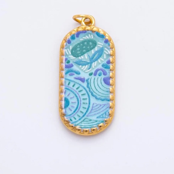 Gold and Blue Pendant Necklace - Picture 3 of 4